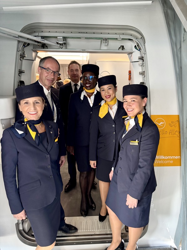 A picture of Lufthansa Ground crew in Munich before departure