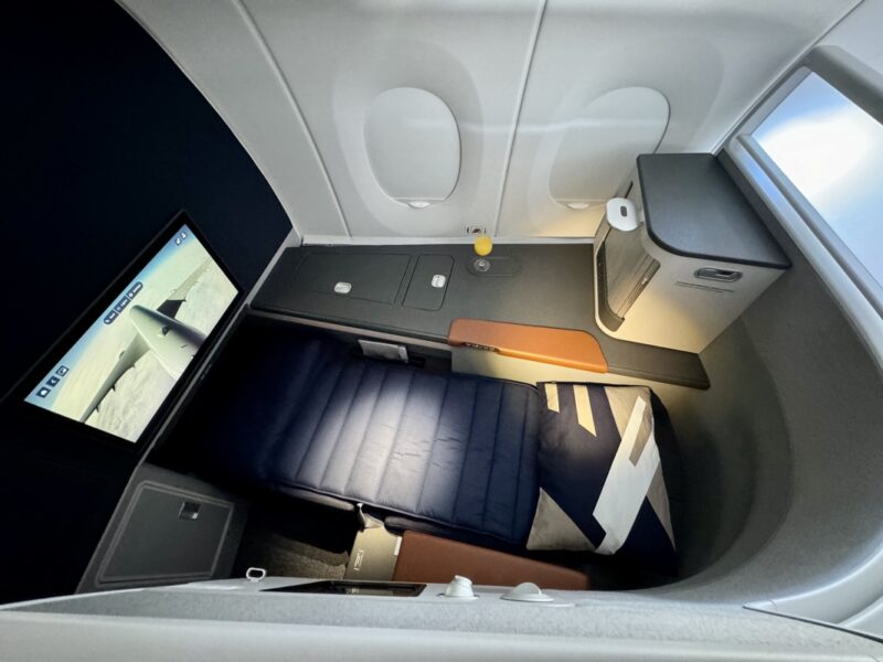 Lufthansa Allegris Business Class Suite